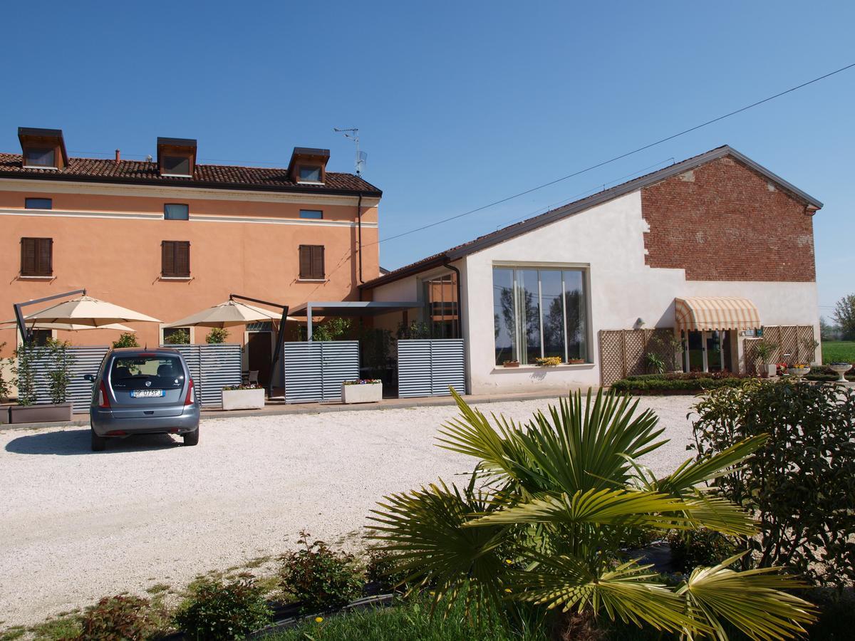 Хостел La Cascina Del Sole Rivarolo del Re ed Uniti Экстерьер фото